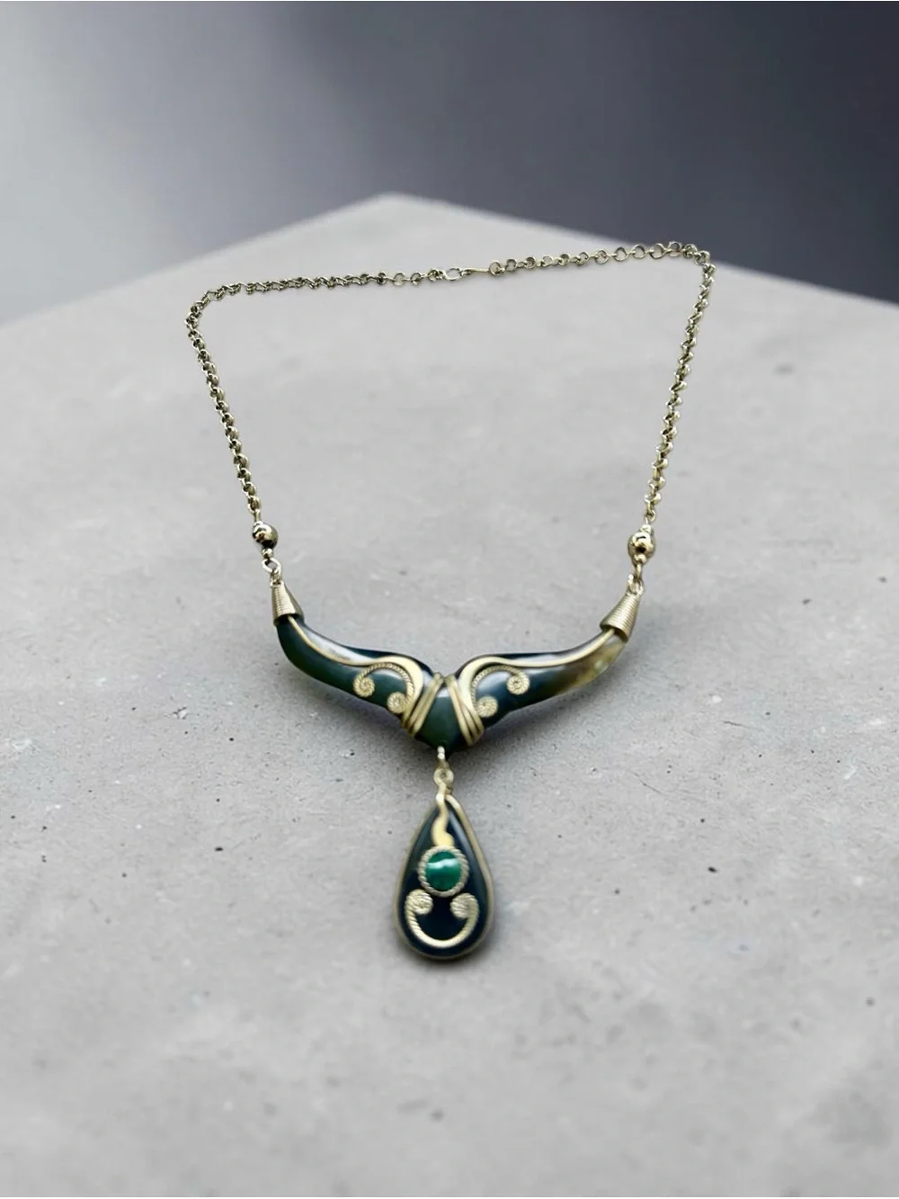 Artisan Wire-Wrapped Malachite Pendant Necklace (17